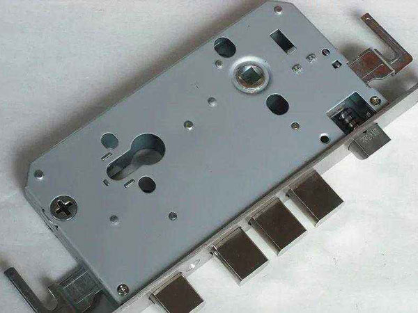 甘井子24小时上门开锁公司