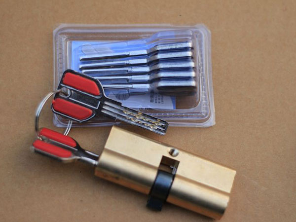 甘井子24小时上门开锁公司